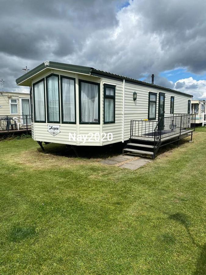 Fantasy Lodge Sunnymede Ingoldmells Exterior photo